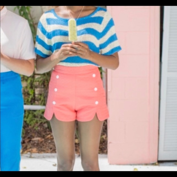 Dear Creatures Small High Waisted Shorts (rare) - Picture 4 of 6